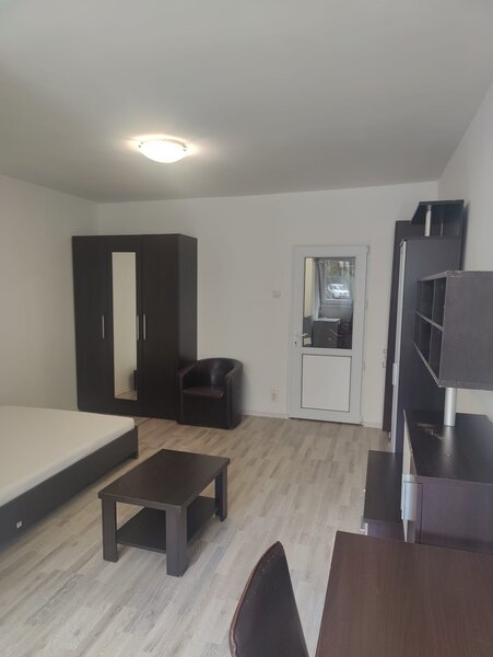 Dristor, proprietar.