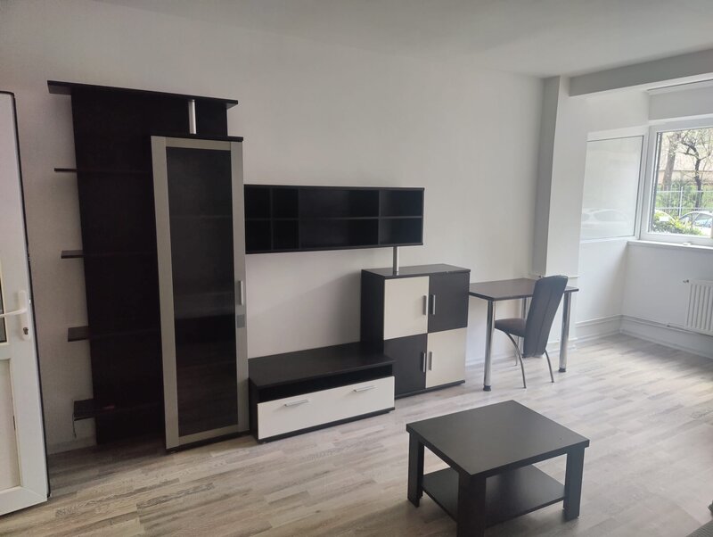 Dristor, proprietar.