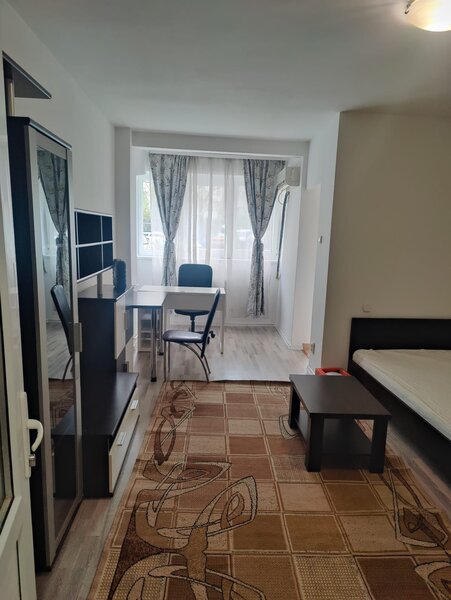 Dristor, proprietar.